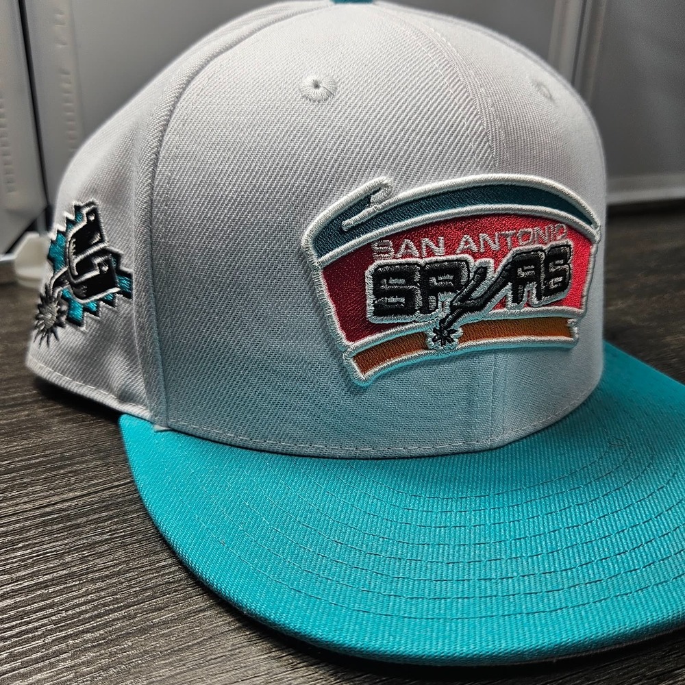 San Antonio Spurs Mitchell & Ness Snapback Hat White Teal Retro Logo NBA New